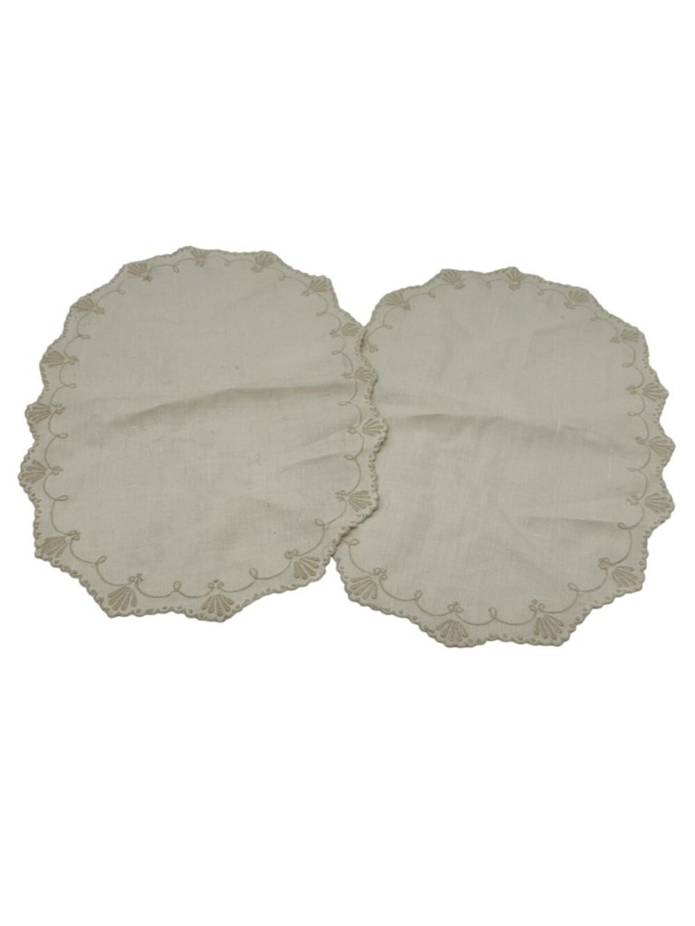 Lot Of 2 Vintage Cream Linen Oval Doilies Embroidered Scalloped Placemats Set